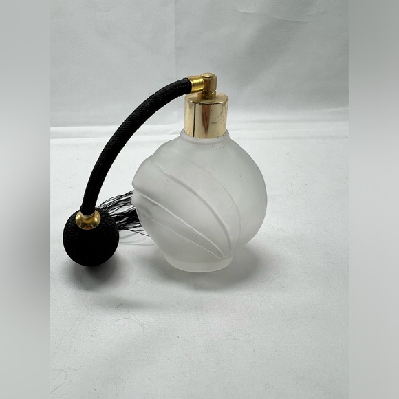 Vintage Frosted Swirl Glass with Black Pump Atomizer & Gold Accents (empty) - Picture 4 of 6